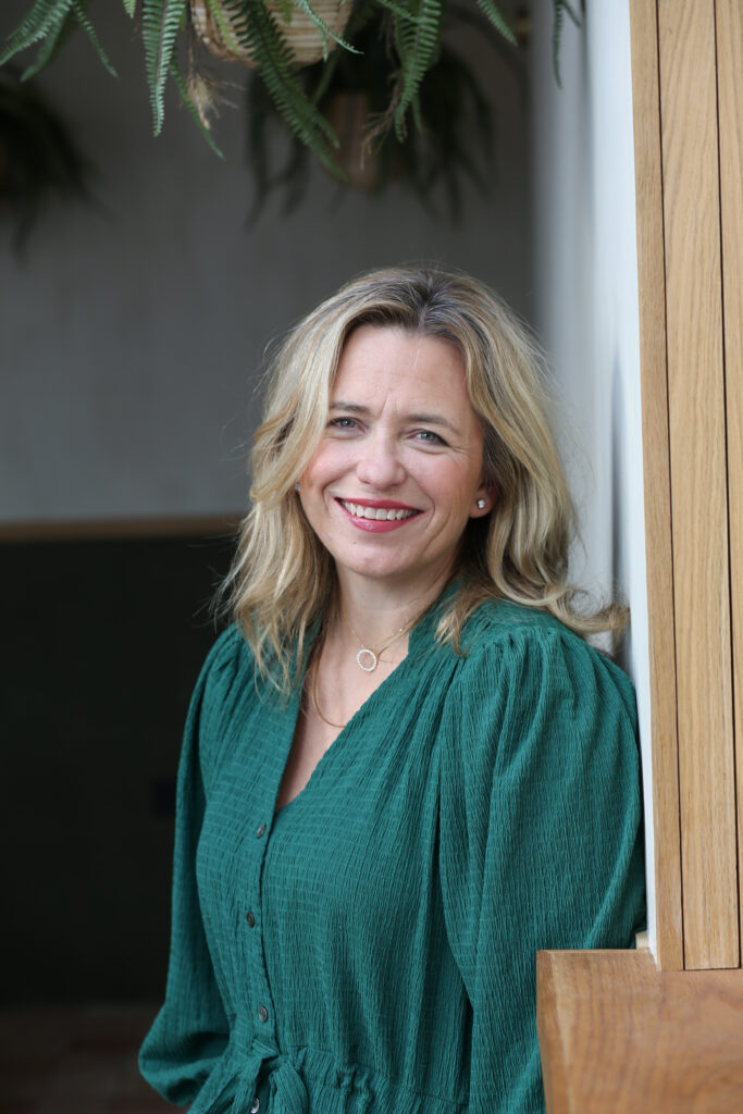 Julie Meldal-Johnsen